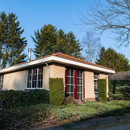 Ruim Met Mooie Tuin Op De Veluwe Holiday home