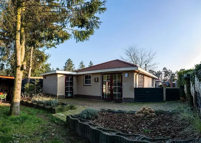 Ruim Met Mooie Tuin Op De Veluwe Semesterbostad Putten