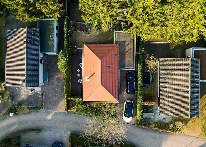 Ruim Met Mooie Tuin Op De Veluwe *