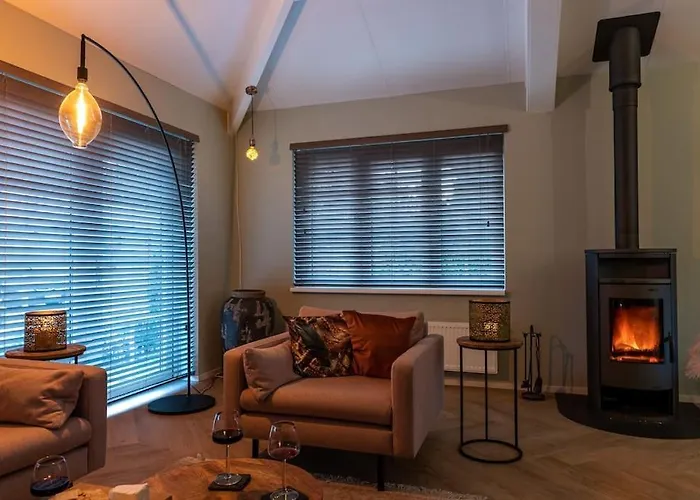 Ruim Met Mooie Tuin Op De Veluwe 펜션 *